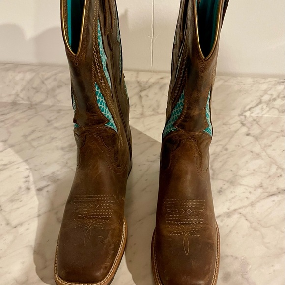 Ariat VentTEK Ultra Women's Heeled Boots - Brown and Teal - Picture 3 of 9